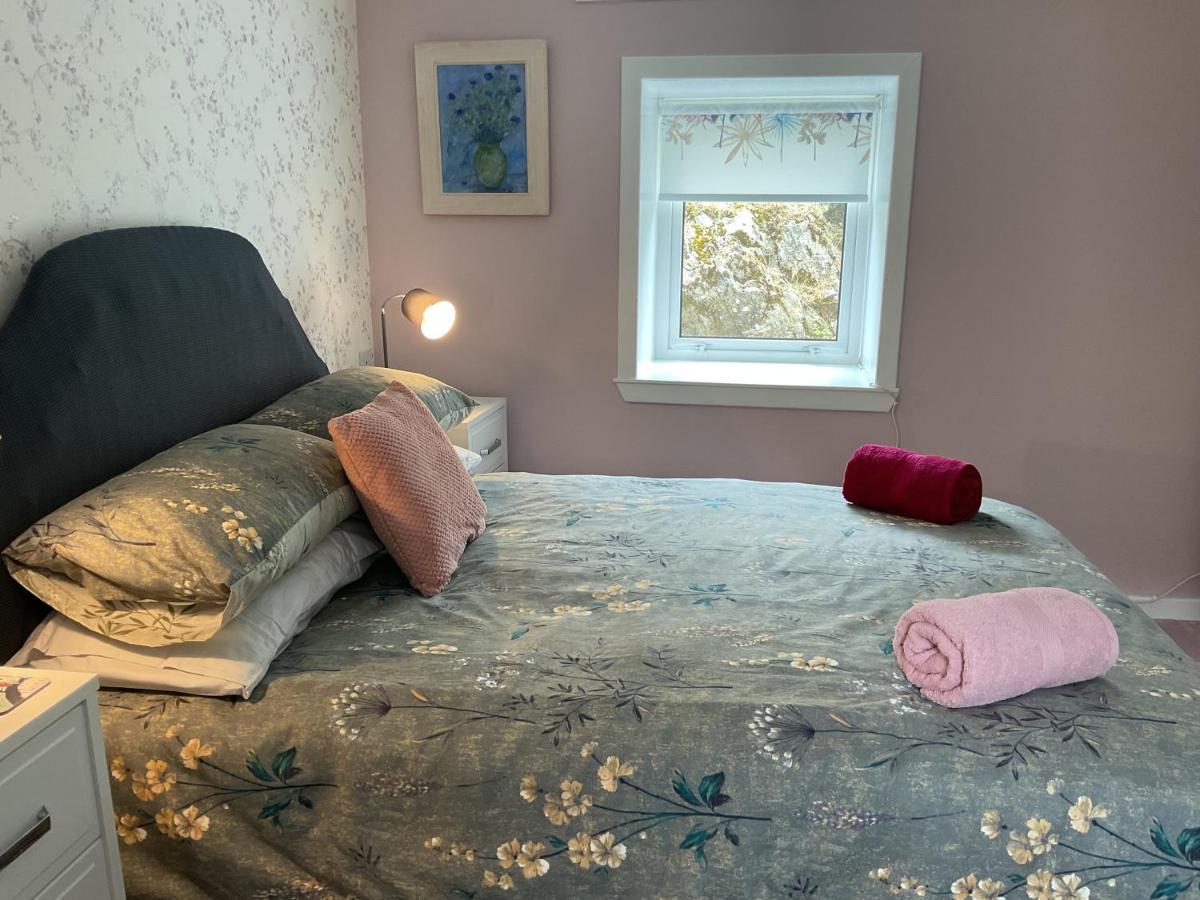 6 Calbost Villa Eksteriør billede
