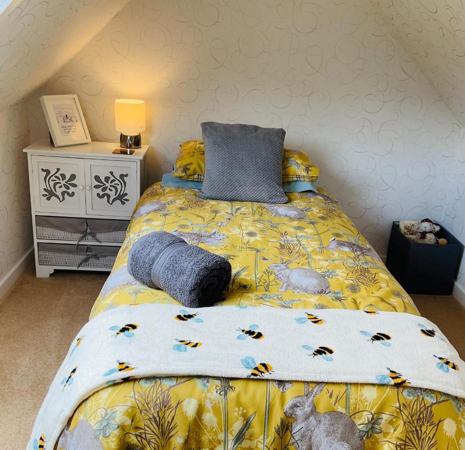 6 Calbost Villa Eksteriør billede